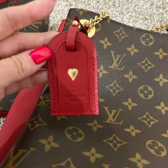 Louis Vuitton Surene MM - Picture 10 of 15